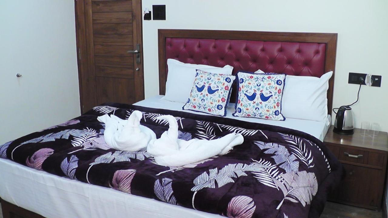 Hotel Jakhu Heights Shimla Exterior foto
